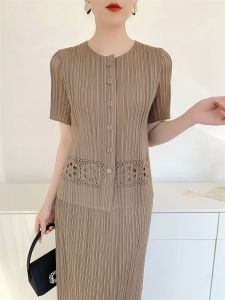 Miyake New High-End Pleated Casual Fashion Design Sense Top + Skirt Set (Top and Skirt Sold Separay) # S-526 # B-525