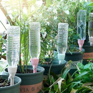 YGSDF plant auto watering Adjustable Plastic Self Watering Potted Plants Garden Supplies Gardening Watering Controller Planting Potted Plant Waterer Auto Irrigation System Self Watering Spikes Plant Drip