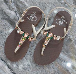 dép quai hậu đính đá (form rộng đặt lùi size) sandals đế cao su dẻo quai mềm mang êm chân tiện lợi sang trọng size 36 đến 39