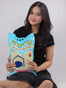 Pasir Gumpal Pasir Kucing Bentonite Cat Litter GEMOY 5L Premium