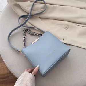 กระเป๋าผู้หญิงกระเป๋าสะพายข้างหน้าโช่สวยๆ