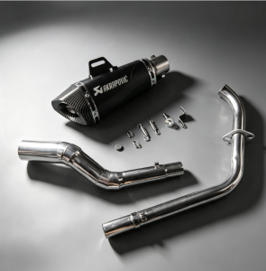 Yamaha R15 v3 stainless elbow on Akrapovic hexa tip with silencer