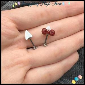 【Jumpping】 2ชิ้นโบว์หูหัวใจกระดูกเล็บเหล็กไทเทเนียมต่างหูน่ารักสำหรับผู้หญิงเครื่องประดับเจาะเครื่องประดับ