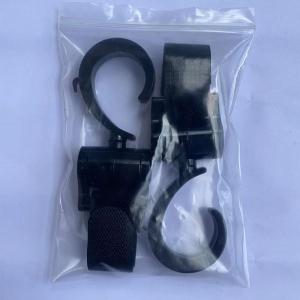 ตะขอเกี่ยวรถเข็น แพ็ค 2 ชิ้น ตะขอห้อยรถเข็นเด็ก ตะขอห้อยของในรถเข็น