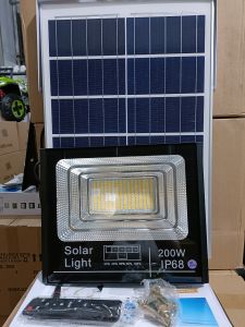 Đèn Pha Năng Lượng Mặt Trời 500W 300W 200W 100W Vỏ Nhôm Chính Hãng báo pin mới nhất chống nước bảo hành 3 năm đổi mới trong 6 tháng