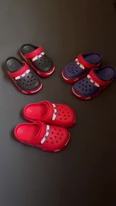 [Free Shipping] Flashing Light McQueen 95 Car Summer Clogs For Boys And Girls Outdoor Beach Shoes Flat Versatile Sandals