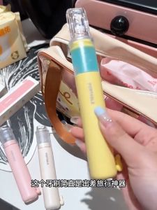 2-in-1 Mini Travel Toothbrush and Toothpaste Set Berus gigi berbulu lembut Replaceable brush heads