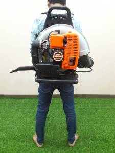 Hashitech (ฮาชิเทค) เครื่องเป่าใบไม้ (เครื่องยนต์ 2 จังหวะ) เครื่องเป่าใบไม้เป่าลม ไม่มีถุงเก็บ 5แรง ตัวใหญ่