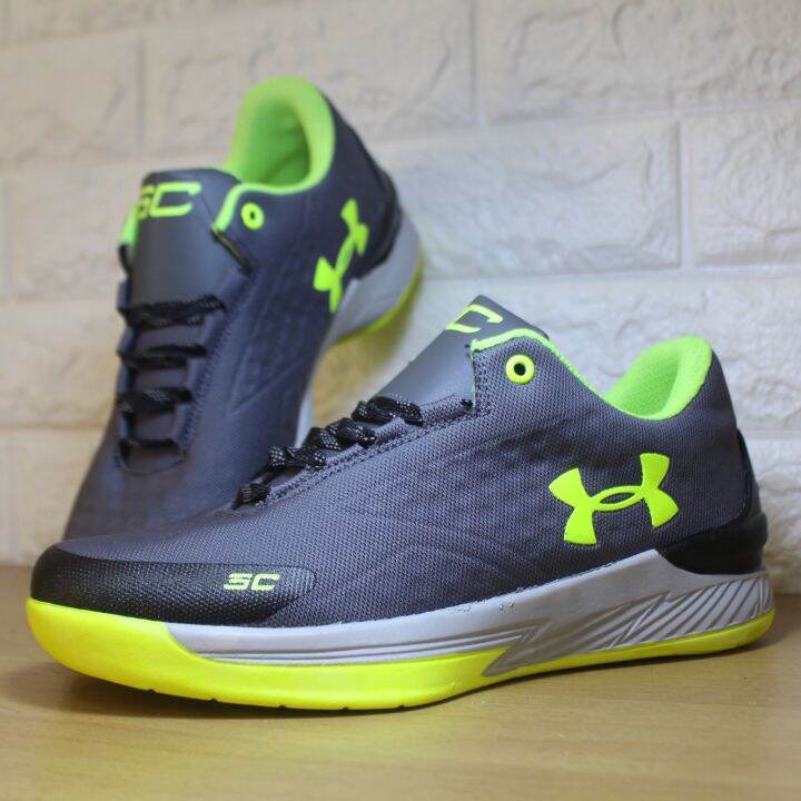 Sepatu basket store under armour original