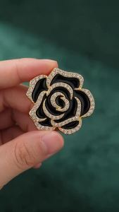 Black White Rose Brooch Gold Rhinestone Outline Glossy Layered Flower Pin Vintage Statement Jewelry for Women Blazer Suit Coat