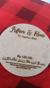 Hiasan Kayu Nama Mahar & Scrabbook: Grafir Nama Bulatan Kayu