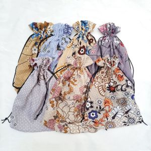 Pouch serut bahan Voal banyak motif ukuran souvenir - 13x27cm NEW