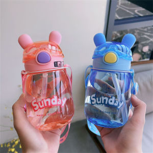 GUOYIHUA 550/650ml ความจุขนาดใหญ่เด็กถ้วยน้ำถ้วยน้ำกระต่ายน่ารักถ้วยน้ำกีฬาฤดูร้อน ถ้วยน้ำเด็กแบบพกพาพร้อมสายคล้องไหล่
