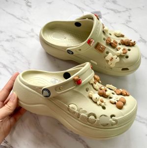 Tặng 12 Jibitzs 2D Dép Sục Cross Đúc Nguyên Khối Viền Chữ Siêu Hot Đế 5cm