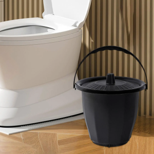 Chamber Pot with Lid Bedside Urinal Urine Bucket Spittoon Chamber Bucket for Female Male Home Use Elderly Women Men Children