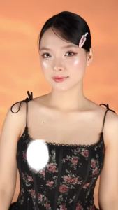 01 Chiếc Kính áp tròng VIVIMOON khóa ẩm 1 ngày màu nâu Caramel (Giá 1 bên mắt x2 để đặt 1 đôi)
