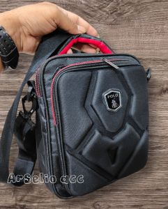 TAS SLEMPANG POLO EMBOSTAS BAHU PRIATAS 3D SERBAGUNATAS POLO EMBOS 2 RUANG
