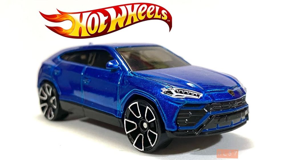Hotwheels-17 Lamborghini Urus. 