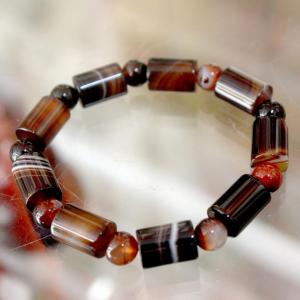 [HCM]Vòng tay lắc mã não trụ bông 8ly