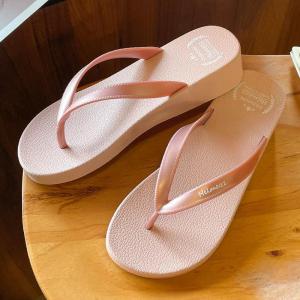 Free Shipping Summer Flip-Flops Solid-Color Wedge Heel Sandals WomenS Outdoor Fashion Hong Kong-Style Casual Beach Shoes