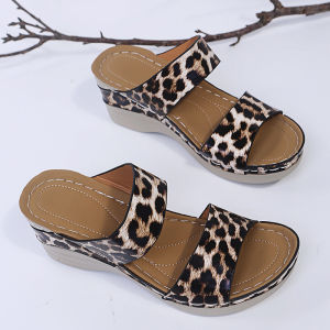 Free Shipping New Plus-Size WomenS Sandals Featuring Thick Soles Floral And Snake Print Designs And Available In Stock