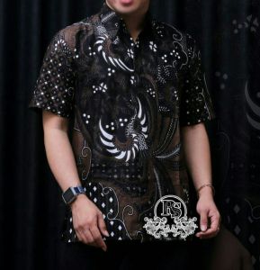 KEMEJA BATIK MOTIF G KECIL LEMAH TELES JALU HITAM CUCAK ROWO JAYA STORE