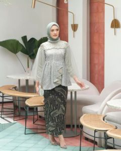 Kebaya / Kebaya brukat modern / Kebaya couple pasangan terbaru 2022 / Kebaya modern 2022 kondangan / Kebaya couple pasangan / Baju couple kondangan / Kebaya brokat / Kebaya modern / Baju kebaya / Couple batik / Baju kondangan / Baju pesta