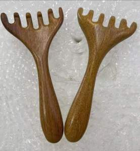 K5827 Alat Urut Tanduk Rusa (2 keping) / K5827 鹿角按摩爪 (2个) / K5827 Deer Antler Massagers (2 pieces)