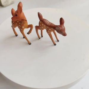 A Pair Deer ArtificialSika Deer Fairy Garden Miniatures Gnomes Moss Terrariums Crafts Figurines For Home Decoration