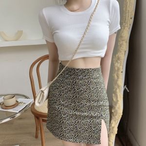 QXshop รุ่นสุดฮิต 💘 กระโปรงทรงเอลายดอกไม้ กระโปรงสั้นลายน่ารัก สีมินิมอล ลายดอกไม้ทั้งตัว 🌸 มีชีวิตชีวา ใส่แล้วโลกสดใสมากเวอร์