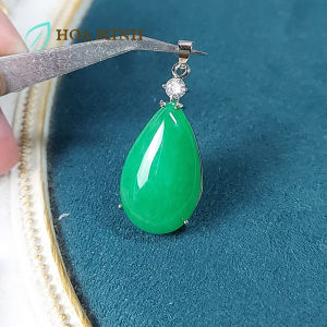 Mặt dây chuyền kiểu giọt nước màu xanh cẩm thạch lý size 16 x 29mm thời trang sang trọng không kén mệnh G163osmd Hoa Minh Gem