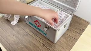 BBTO Assorted Styles Flexible Fabric Adhesive Bandages - Small Breathable Fingertip and Cloth Elastic Knuckle Bandages in Various Sizes for First Aid and Wound Care (180 Pcs)