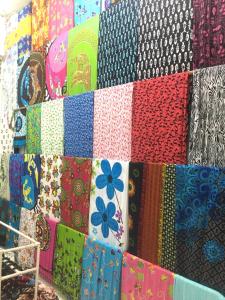 KAIN BALI SARUNG SARONG PANTAI MOTIF MANDALA BUNGA