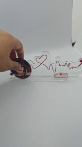 Magnetic Can Badge Display Stand Acrylic Heartbeat Wave Holder With Four Magnet Points Clear Slot Base Showcase Tin Button Pin Collection Shelf Merch Organizer 1pc