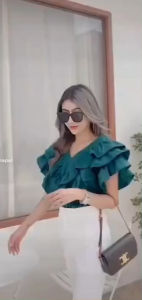 เสื้อคอวีหน้า วีหลัง ระบายแขน 3ชั้น ขนาดฟรี ไซร้