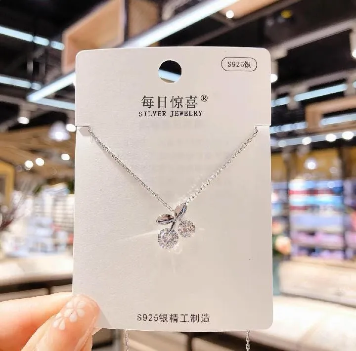 Kalung%20Cherry%20Rantai%20Silver%20Titanium%20Anti%20Karat%20Selamanya%20/%20Kalung%20Perempuan%20/%20Kalung%20Wanita%20Elegan%20-%20Image%204