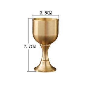 Ly rượu bằng kim loại phong cách cổ điển dành cho tiệc.