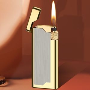 Bật Lửa Gas Đá Siêu Mỏng Bạc Phối Vàng HB036 ( Có Hộp - Tặng Kèm Đá Lửa Thẻ Bài Đa Năng )