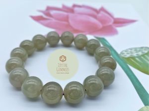 SG LOCAL - Authentic Natural Smoke Purple Hetian Jade Bracelet 和田玉烟紫手串