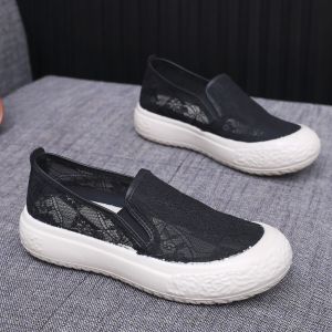 Free Shipping Spring WomenS Shoes Versatile Mesh Slip-Ons Casual Breathable Soft-Soled Mom Shoes WomenS Flats Wholesale.