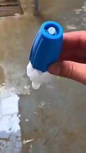 Plastic Garden Sprinkler Garden Water Spray Nozzle for Watering Plants Car Washing 1Pc