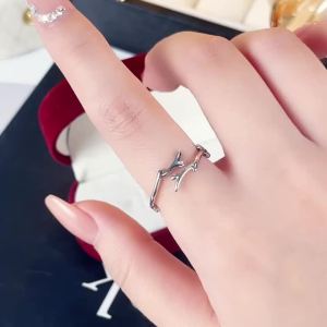 Huitan Fancy Leaf Olive Design Finger Ring for Women Metal Silver Color Opening Rings Statement Female Accessory Trendy Jewelry
