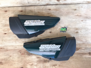 GRATIS ONGKIR - TUTUP BOX AKI RX KING NEW LIMITED EDITION SET EMBLEM MIRIP ORIGINAL