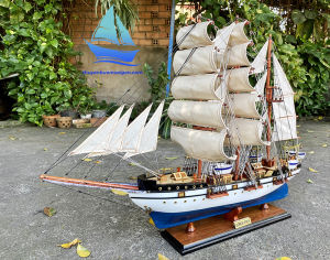 Mô hình thuyền gỗ Gorch Fock dài 77cm thuyền buồm trang trí quà tặng khách hàng cao cấp