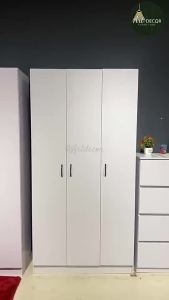 in STOCK[READY STOCK] 3 Door Wardrobe Almari Baju 3 Pintu Almari Pakaian / Storage Cabinet Almari Baju/2 Colors (Height 180CM)