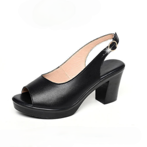 รองเท้าแตะฤดูร้อน เพิ่มขึ้น 5 ซม พอดีกับเท้า รองเท้าแตะผู้หญิง ทนทาน ระบายอากาศได้ดี สัมผัสที่ละเอียดอ่อน