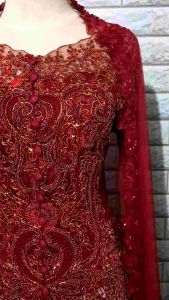 set kebay pesta kebaya maroon kerah sabrina + longtorso + slendang dan rok