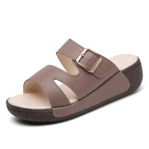 [Free Shipping] These Summer Thick-Soled Slippers Are Comfortable To Wear Outdoors Featuring A Flat Sole A Beach-Style Design A Rubber Sole For Slip Resistance And Are Comfortable And Versatile For Everyday Wear