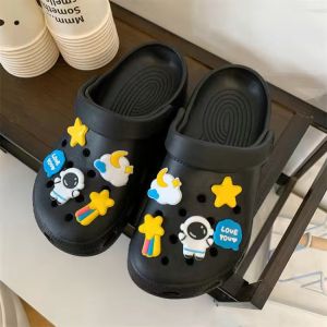 TKGirl ขายดี🚨รองเท้าแตะหัวโต แฟชั่นรองเท้าแบบสวมรองเท้าใส่สบาย ติดลายตัวการ์ตูนน้องแมวเหมี้ยวนำโชคสุดแบ๊ว ระบายกาศดี 🎈