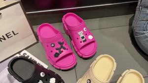 Sesame Street Cartoon Decorative Shoe Charms WomenS Summer Cute Non-Slip Clogs Thick-Soled Slip-On Sandals For Women